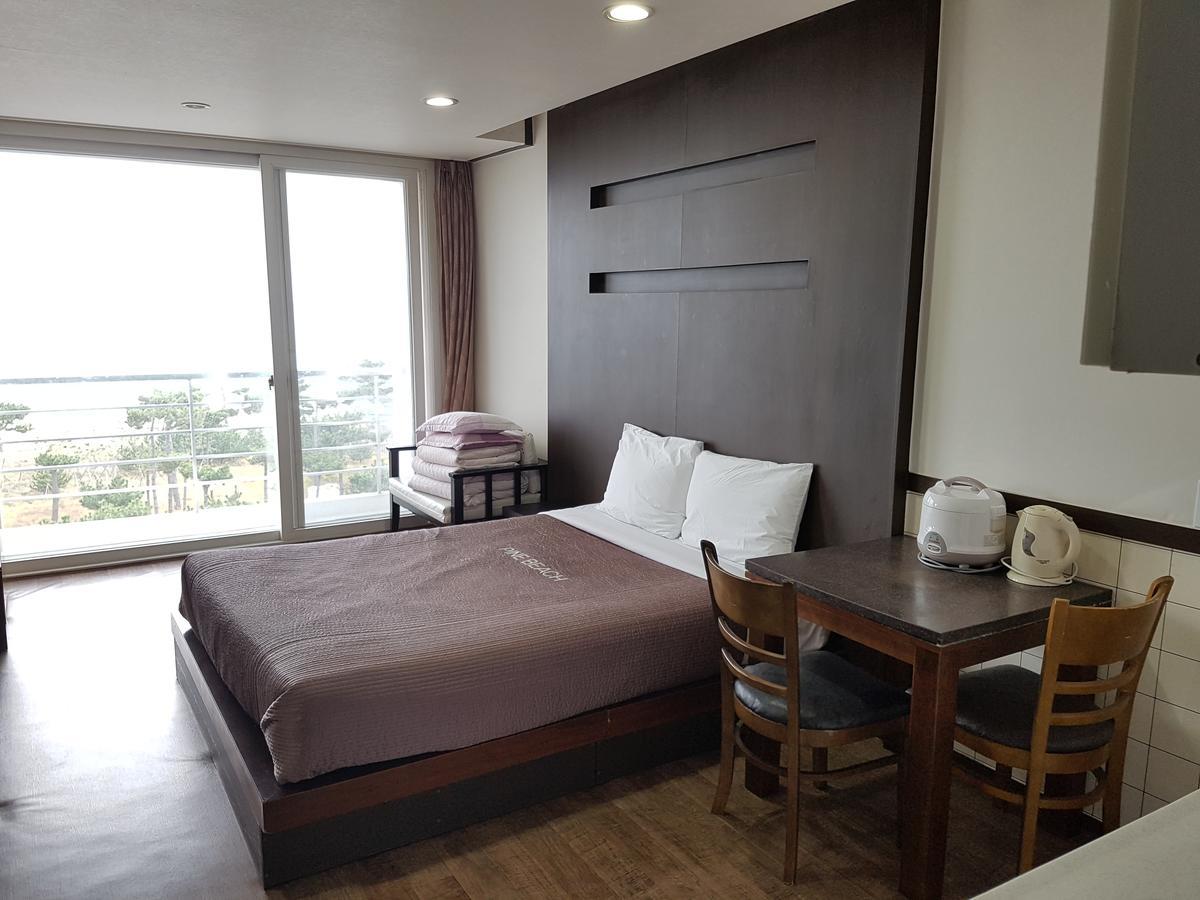 Pine Beach Yangyang Exterior photo